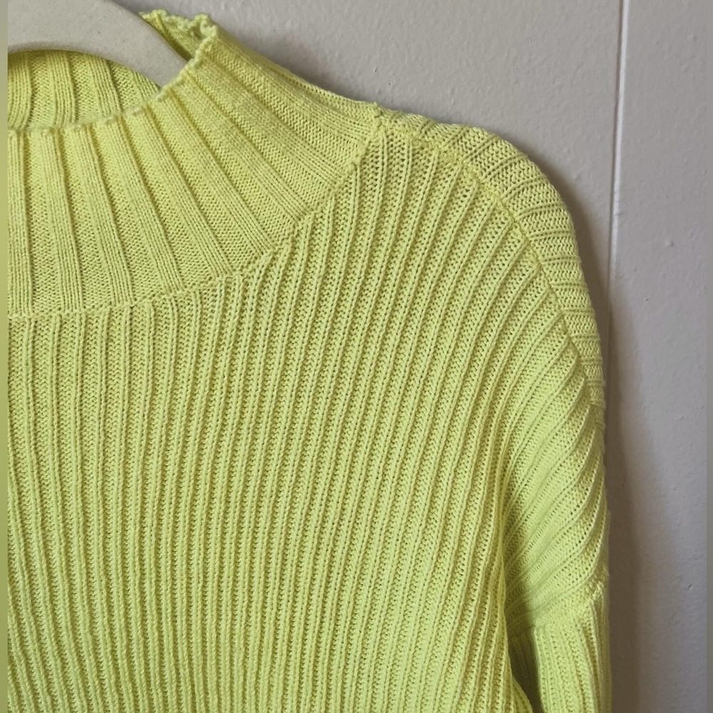 Hippie Rose Neon Sweater